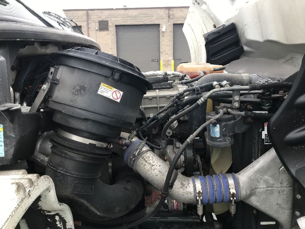 Day Cab Tractor-Heavy Duty Tractors-Freightliner-2020-M211264S-Pewaukee-WI-147,899\n\t\tmiles-$ 56,000 - Image 15