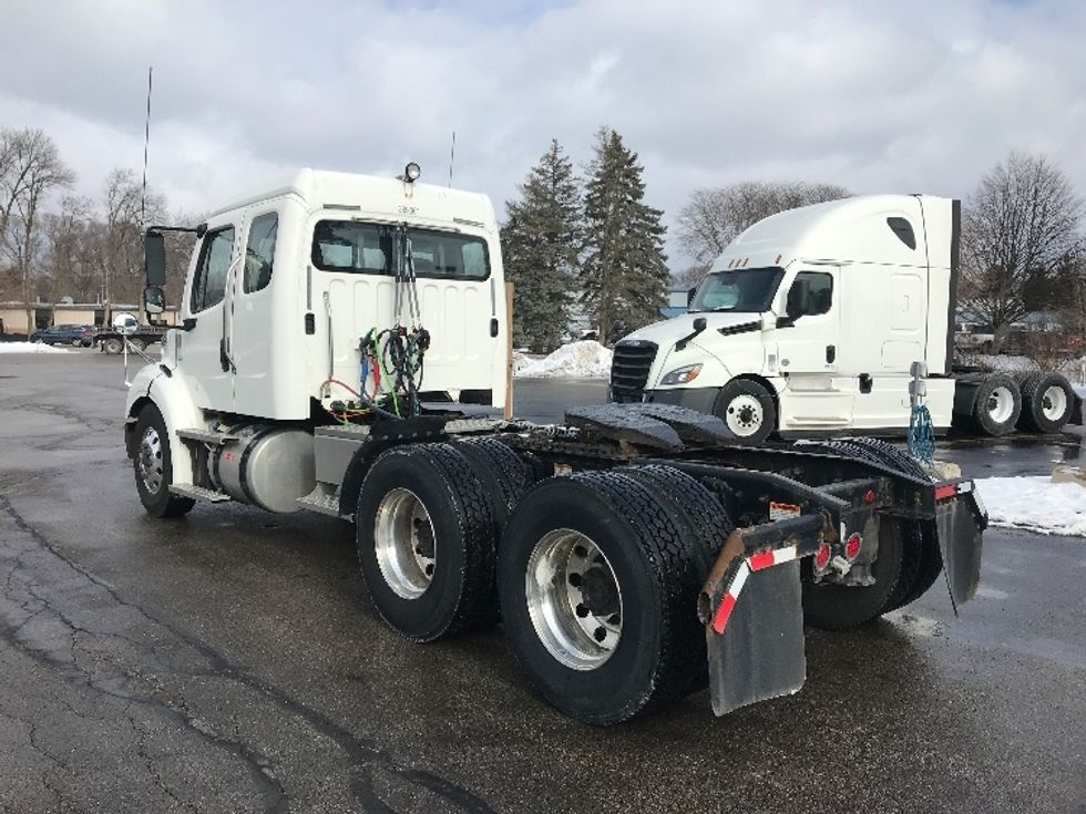 Day Cab Tractor-Heavy Duty Tractors-Freightliner-2020-M211264S-Pewaukee-WI-73,566\n\t\tmiles-$ 60,000 - Image 5
