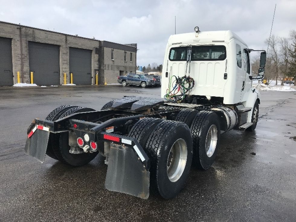 Day Cab Tractor-Heavy Duty Tractors-Freightliner-2020-M211264S-Pewaukee-WI-73,566\n\t\tmiles-$ 60,000 - Image 7