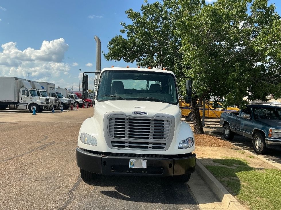 Day Cab Tractor-Heavy Duty Tractors-Freightliner-2020-M211264S-Richland-MS-144,986\n\t\tmiles-$ 54,500 - Image 2