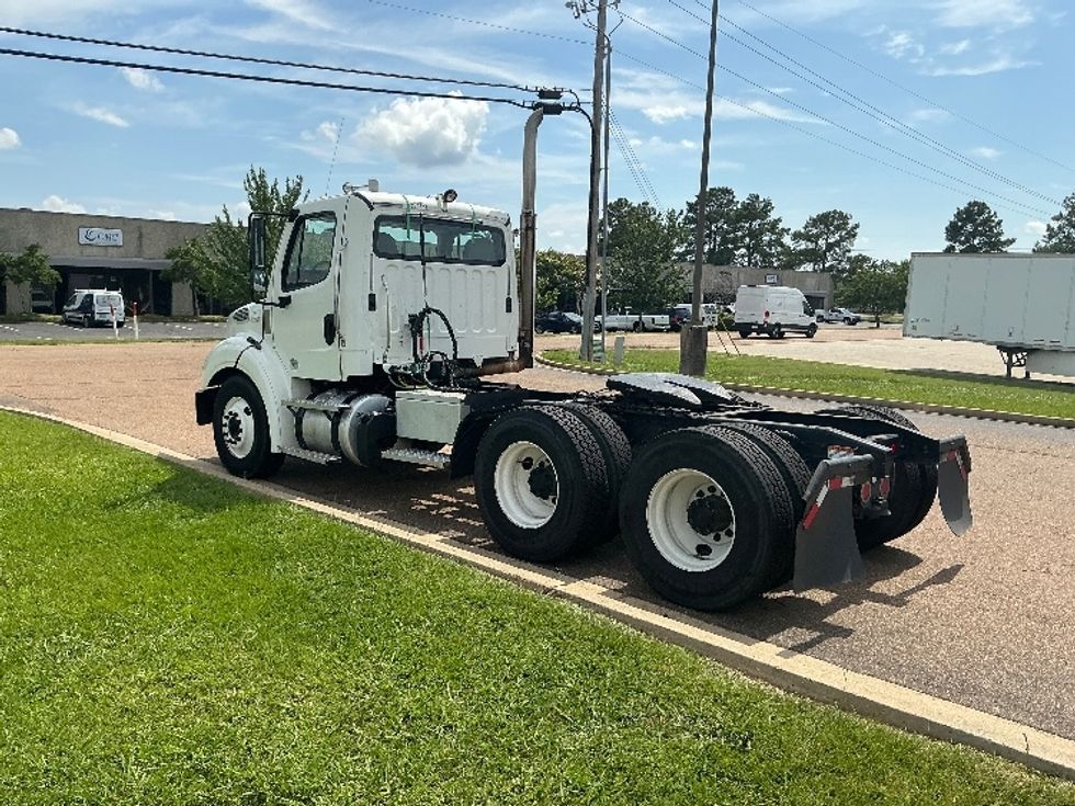 Day Cab Tractor-Heavy Duty Tractors-Freightliner-2020-M211264S-Richland-MS-169,874\n\t\tmiles-$ 53,000 - Image 5