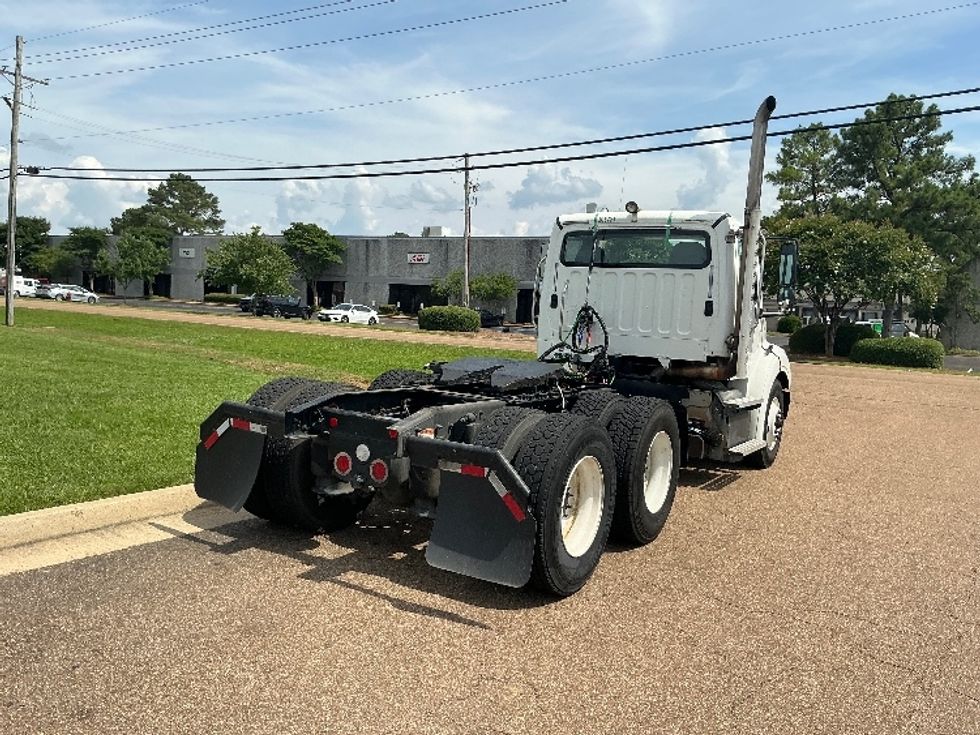 Day Cab Tractor-Heavy Duty Tractors-Freightliner-2020-M211264S-Richland-MS-169,874\n\t\tmiles-$ 53,000 - Image 7