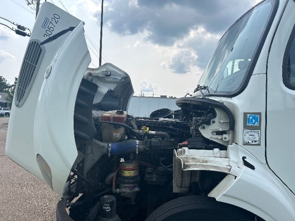 Day Cab Tractor-Heavy Duty Tractors-Freightliner-2020-M211264S-Richland-MS-229,660\n\t\tmiles-$ 49,500 - Image 16