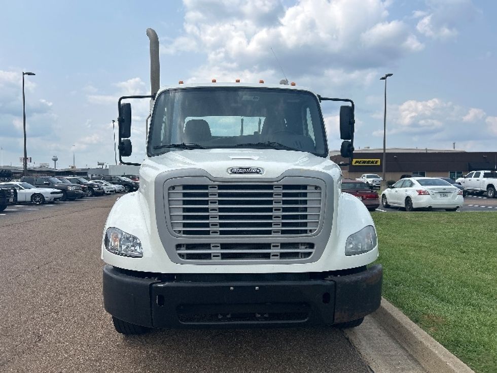 Day Cab Tractor-Heavy Duty Tractors-Freightliner-2020-M211264S-Richland-MS-229,660\n\t\tmiles-$ 49,500 - Image 2
