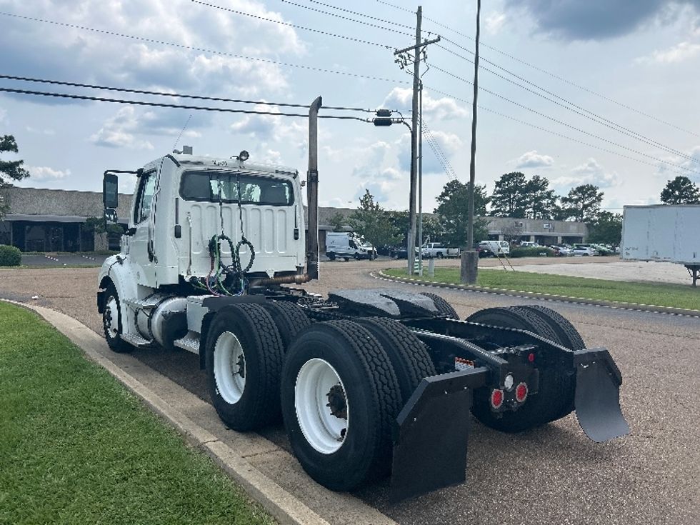 Day Cab Tractor-Heavy Duty Tractors-Freightliner-2020-M211264S-Richland-MS-229,660\n\t\tmiles-$ 49,500 - Image 5