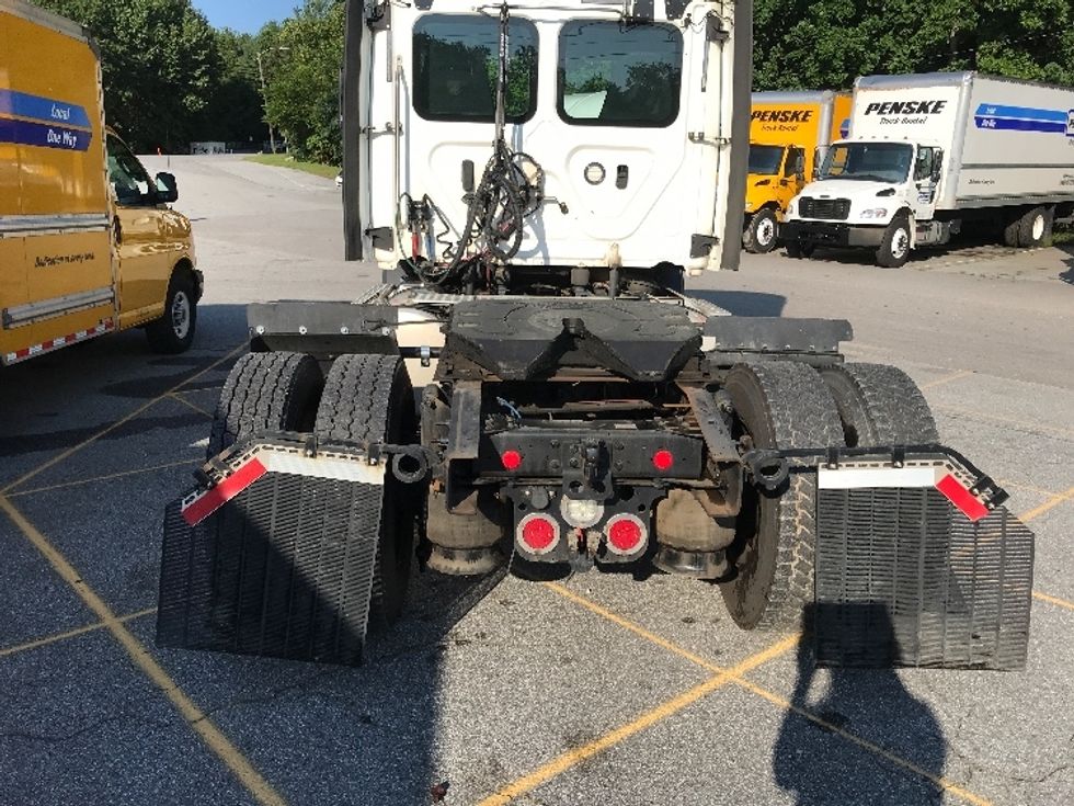 Day Cab Tractor-Heavy Duty Tractors-Freightliner-2020-T11642ST-Asheville-NC-463,802\n\t\tmiles-$ 38,750 - Image 6