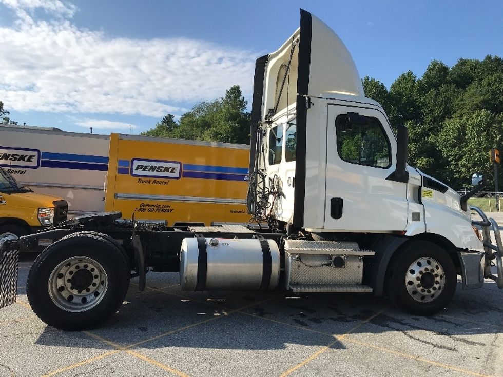Day Cab Tractor-Heavy Duty Tractors-Freightliner-2020-T11642ST-Asheville-NC-463,802\n\t\tmiles-$ 38,750 - Image 8