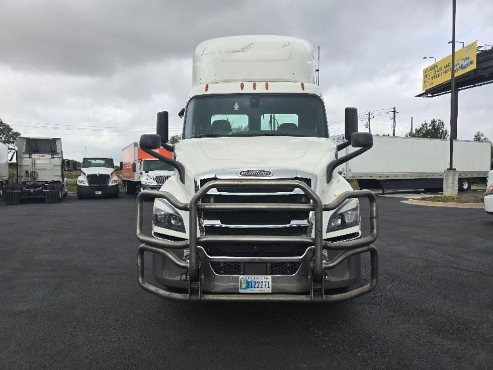 Day Cab Tractor-Heavy Duty Tractors-Freightliner-2020-T11642ST-Atlanta (Forest Park)-GA-378,182\n\t\tmiles-$ 41,500 - Image 2
