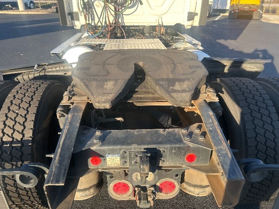 Day Cab Tractor-Heavy Duty Tractors-Freightliner-2020-T11642ST-Atlanta (Forest Park)-GA-441,777\n\t\tmiles-$ 37,750 - Image 6