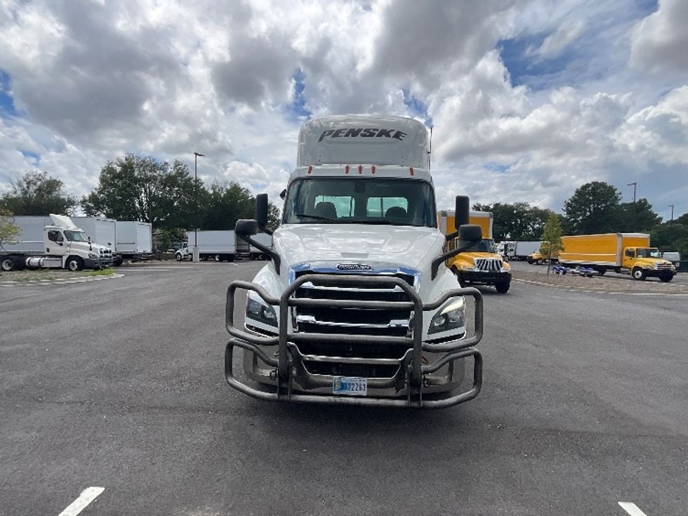 Day Cab Tractor-Heavy Duty Tractors-Freightliner-2020-T11642ST-Atlanta (Forest Park)-GA-467,594\n\t\tmiles-$ 38,500 - Image 2