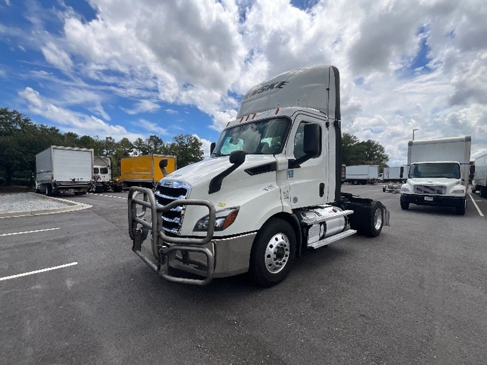 Day Cab Tractor-Heavy Duty Tractors-Freightliner-2020-T11642ST-Atlanta (Forest Park)-GA-467,594\n\t\tmiles-$ 38,500 - Image 3
