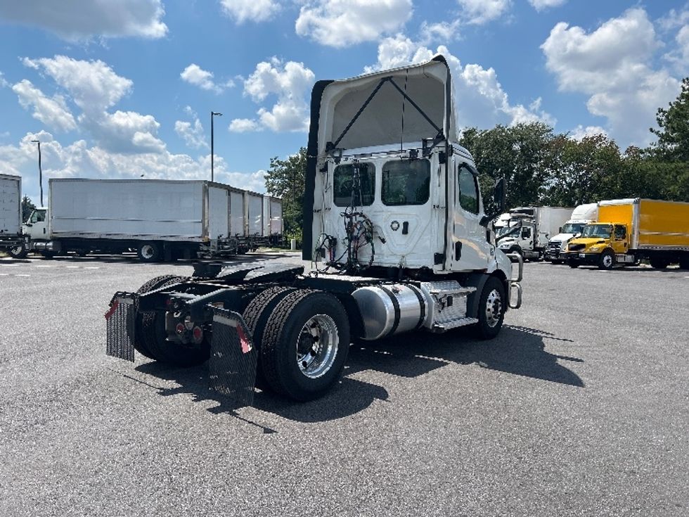 Day Cab Tractor-Heavy Duty Tractors-Freightliner-2020-T11642ST-Atlanta (Forest Park)-GA-475,069\n\t\tmiles-$ 35,000 - Image 14