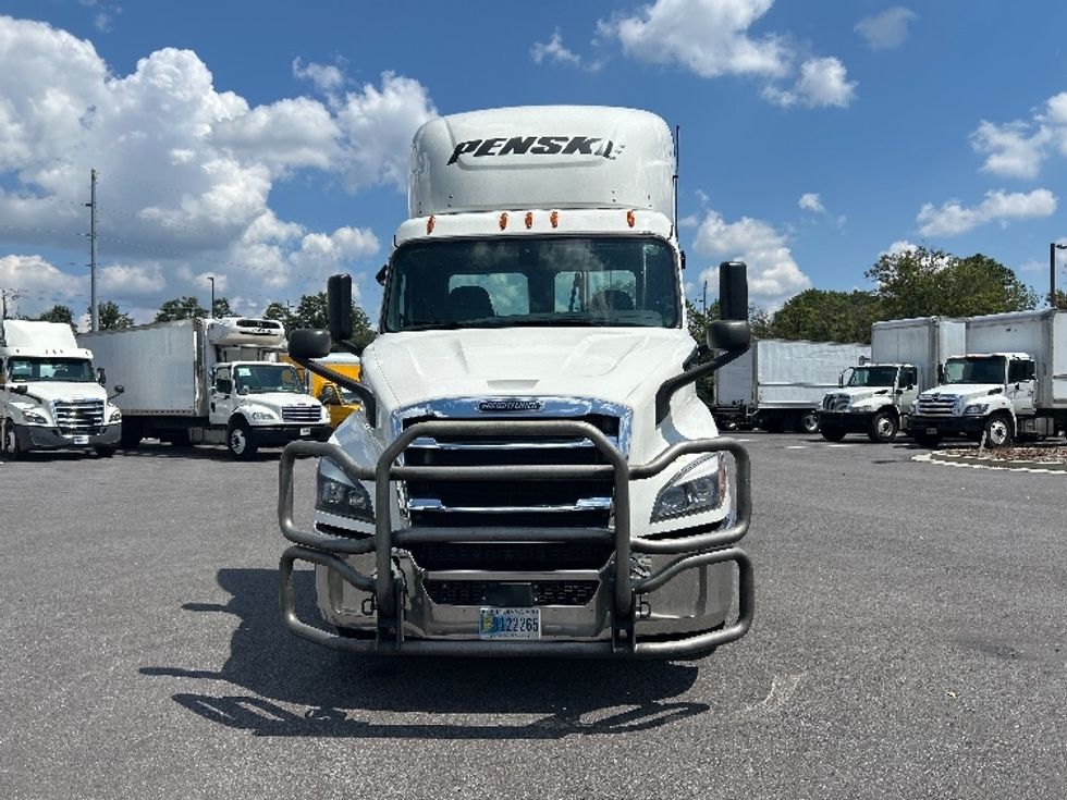 Day Cab Tractor-Heavy Duty Tractors-Freightliner-2020-T11642ST-Atlanta (Forest Park)-GA-475,069\n\t\tmiles-$ 35,000 - Image 2