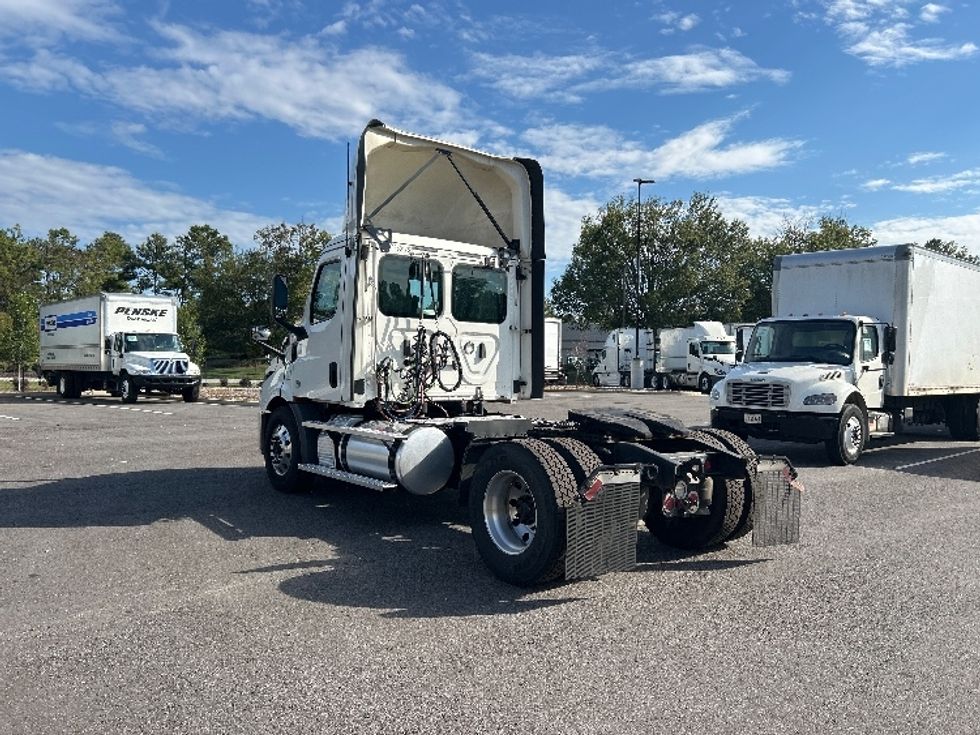Day Cab Tractor-Heavy Duty Tractors-Freightliner-2020-T11642ST-Atlanta (Forest Park)-GA-482,922\n\t\tmiles-$ 34,250 - Image 5