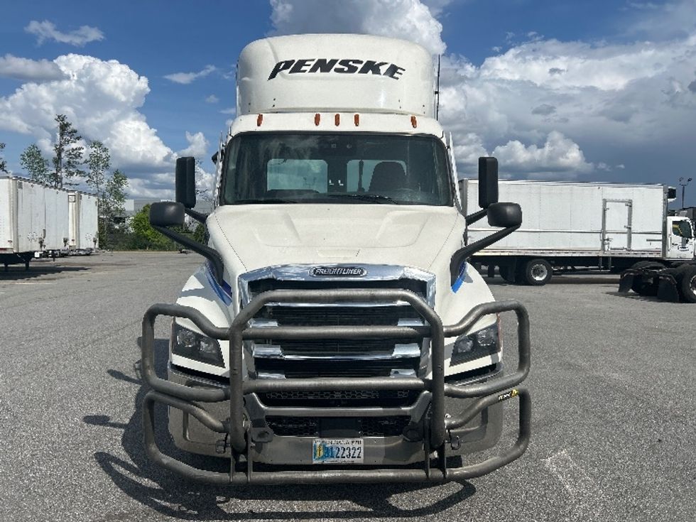 Day Cab Tractor-Heavy Duty Tractors-Freightliner-2020-T11642ST-Atlanta (Forest Park)-GA-521,298\n\t\tmiles-$ 29,500 - Image 2