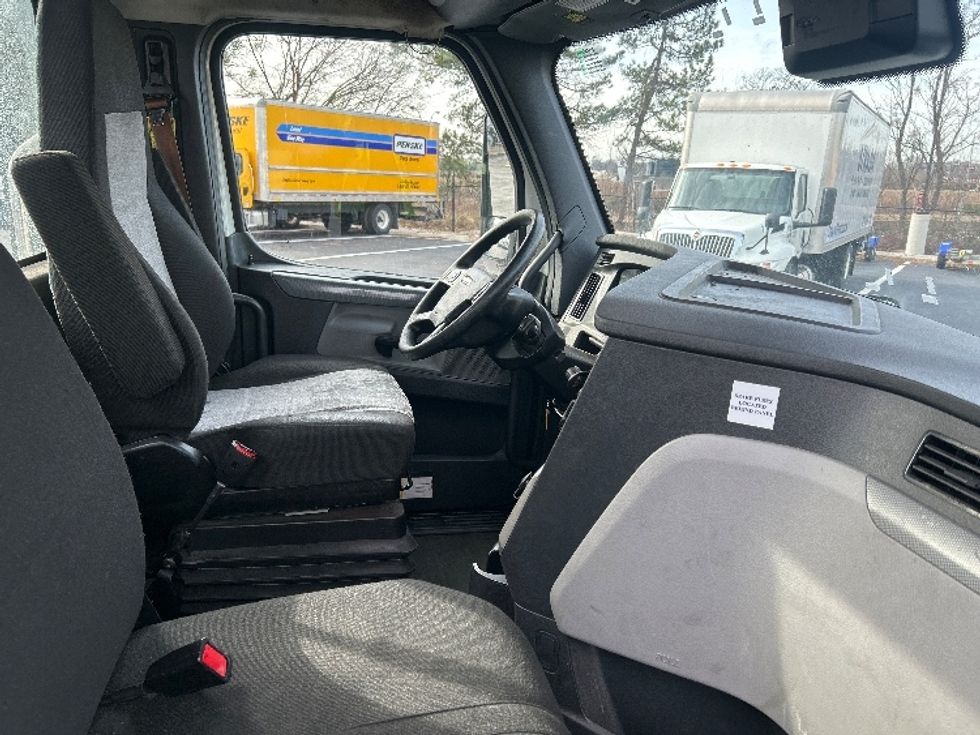 Day Cab Tractor-Heavy Duty Tractors-Freightliner-2020-T11642ST-Atlanta (Forest Park)-GA-662,404\n\t\tmiles-$ 20,750 - Image 14