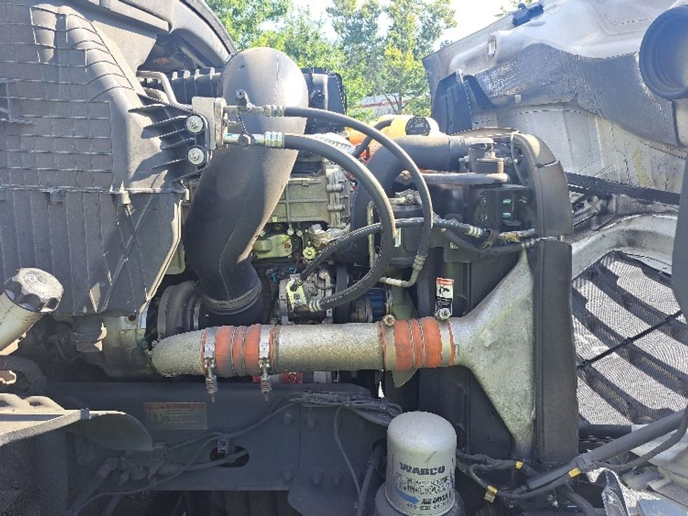 Day Cab Tractor-Heavy Duty Tractors-Freightliner-2020-T11642ST-Atlanta-GA-690,939\n\t\tmiles-$ 24,000 - Image 15