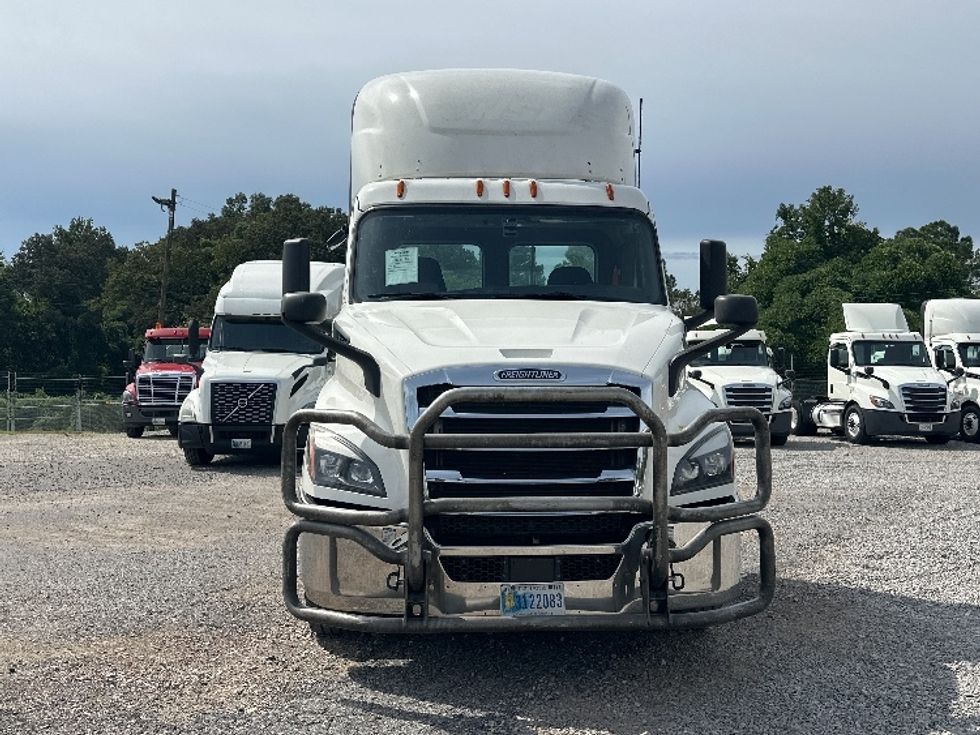 Day Cab Tractor-Heavy Duty Tractors-Freightliner-2020-T11642ST-Birmingham-AL-487,872\n\t\tmiles-$ 37,000 - Image 2