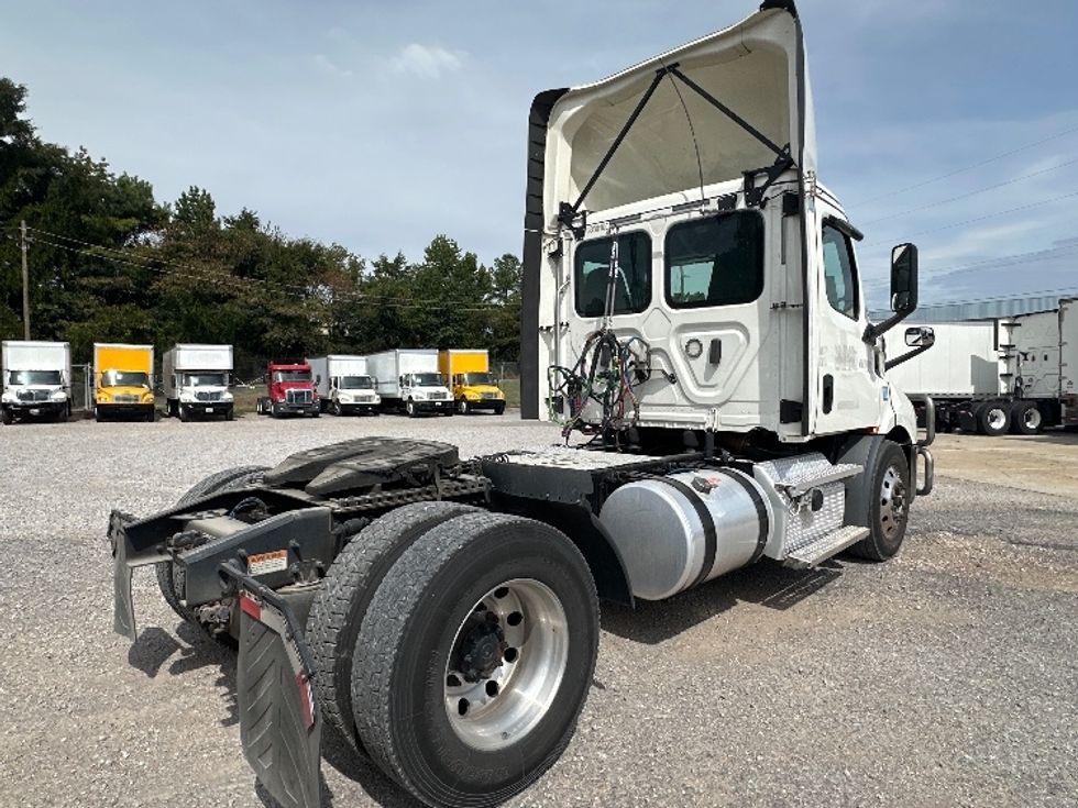 Day Cab Tractor-Heavy Duty Tractors-Freightliner-2020-T11642ST-Birmingham-AL-487,872\n\t\tmiles-$ 37,000 - Image 7