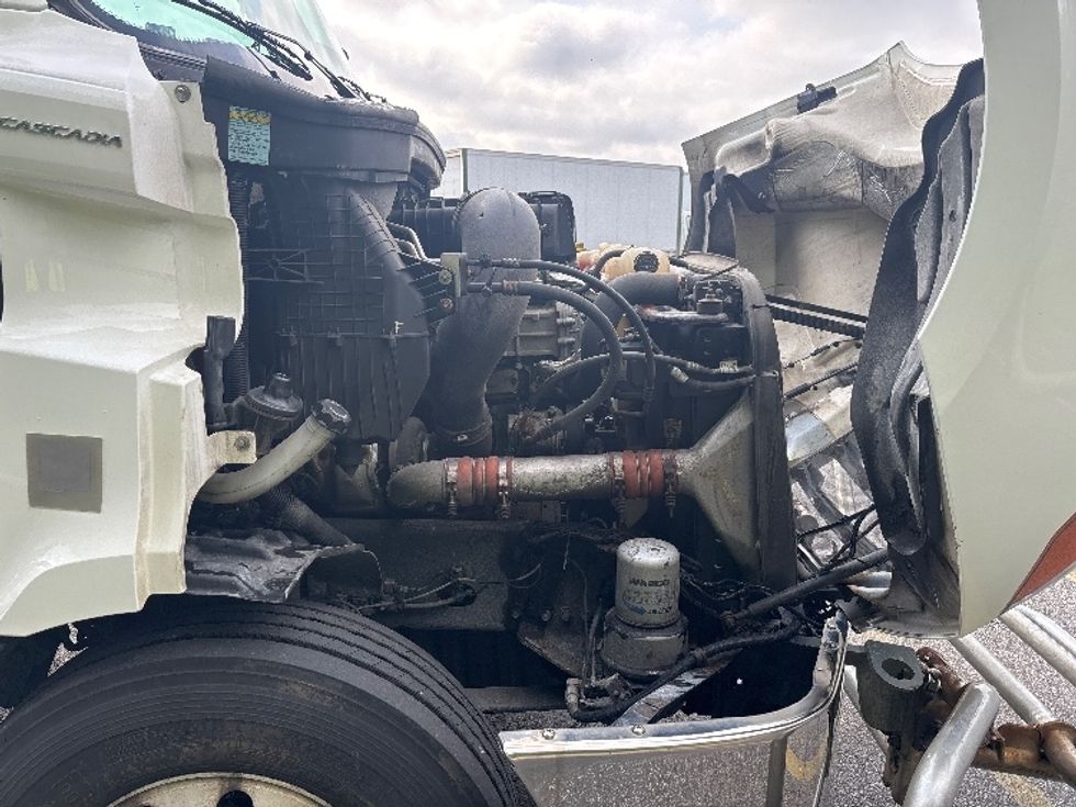 Day Cab Tractor-Heavy Duty Tractors-Freightliner-2020-T11642ST-Brook Park-OH-779,738\n\t\tmiles-$ 25,500 - Image 15