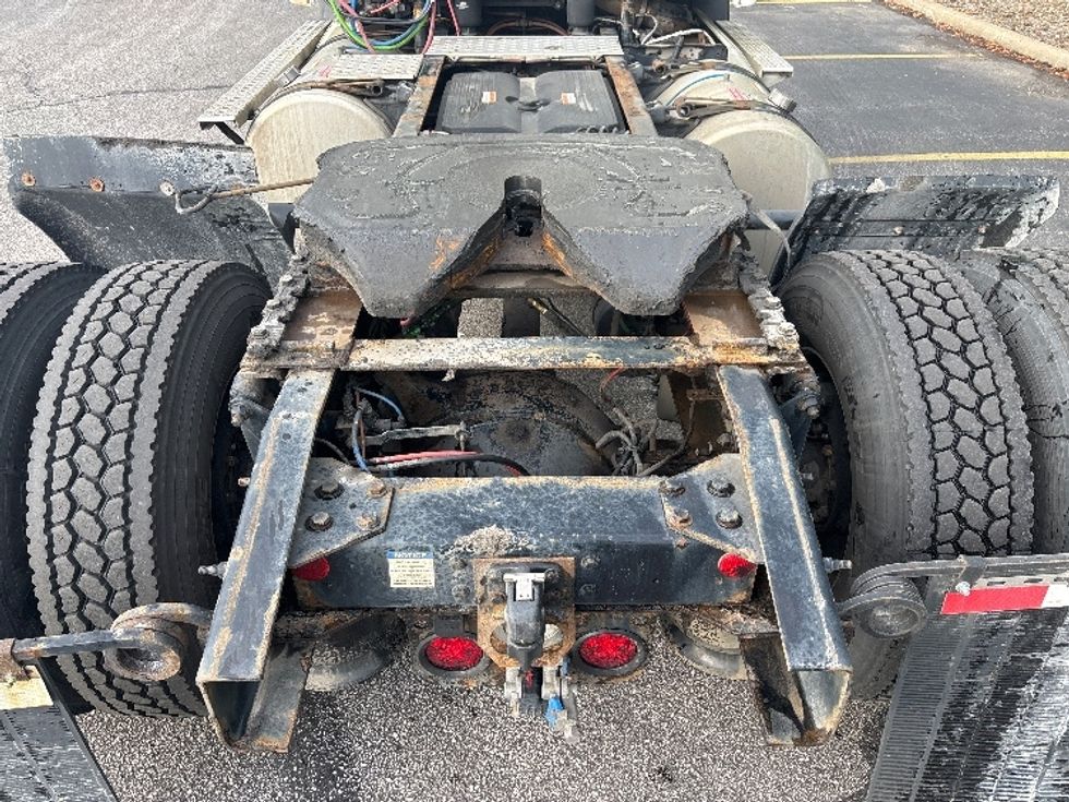 Day Cab Tractor-Heavy Duty Tractors-Freightliner-2020-T11642ST-Brook Park-OH-779,738\n\t\tmiles-$ 25,500 - Image 6