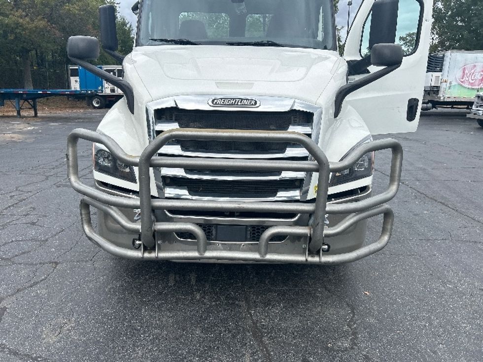 Day Cab Tractor-Heavy Duty Tractors-Freightliner-2020-T11642ST-Charlotte-NC-496,433\n\t\tmiles-$ 33,250 - Image 18
