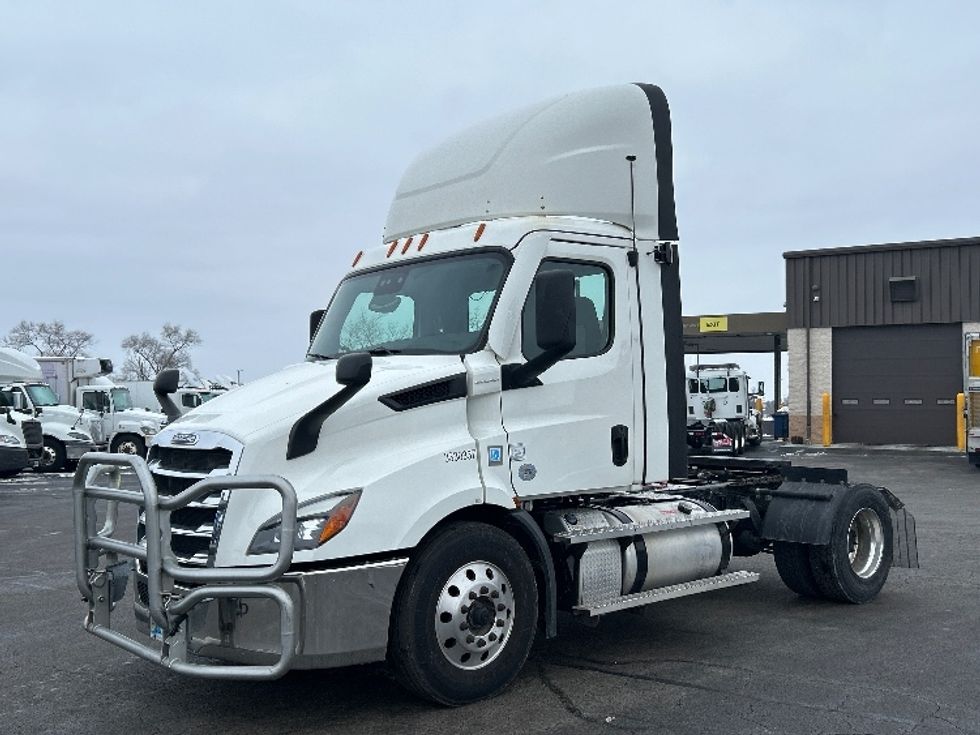 Day Cab Tractor-Heavy Duty Tractors-Freightliner-2020-T11642ST-East Chicago-IN-252,290\n\t\tmiles-$ 41,750 - Image 3