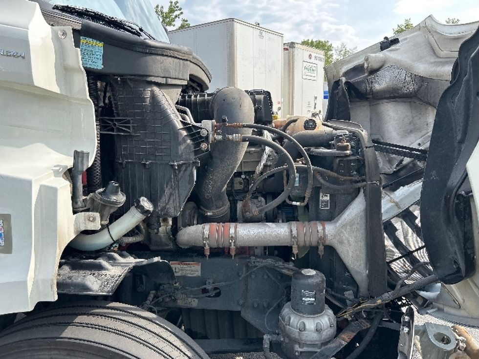 Day Cab Tractor-Heavy Duty Tractors-Freightliner-2020-T11642ST-East Chicago-IN-485,475\n\t\tmiles-$ 32,250 - Image 15