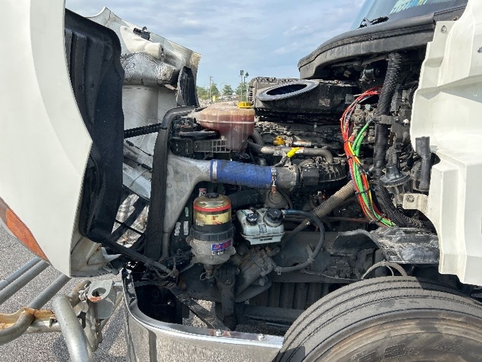 Day Cab Tractor-Heavy Duty Tractors-Freightliner-2020-T11642ST-East Chicago-IN-485,475\n\t\tmiles-$ 32,250 - Image 16