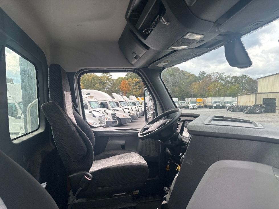 Day Cab Tractor-Heavy Duty Tractors-Freightliner-2020-T11642ST-Forest Park-GA-463,663\n\t\tmiles-$ 36,000 - Image 14