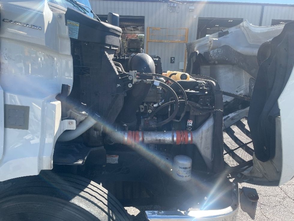 Day Cab Tractor-Heavy Duty Tractors-Freightliner-2020-T11642ST-Forest Park-GA-687,747\n\t\tmiles-$ 24,000 - Image 15