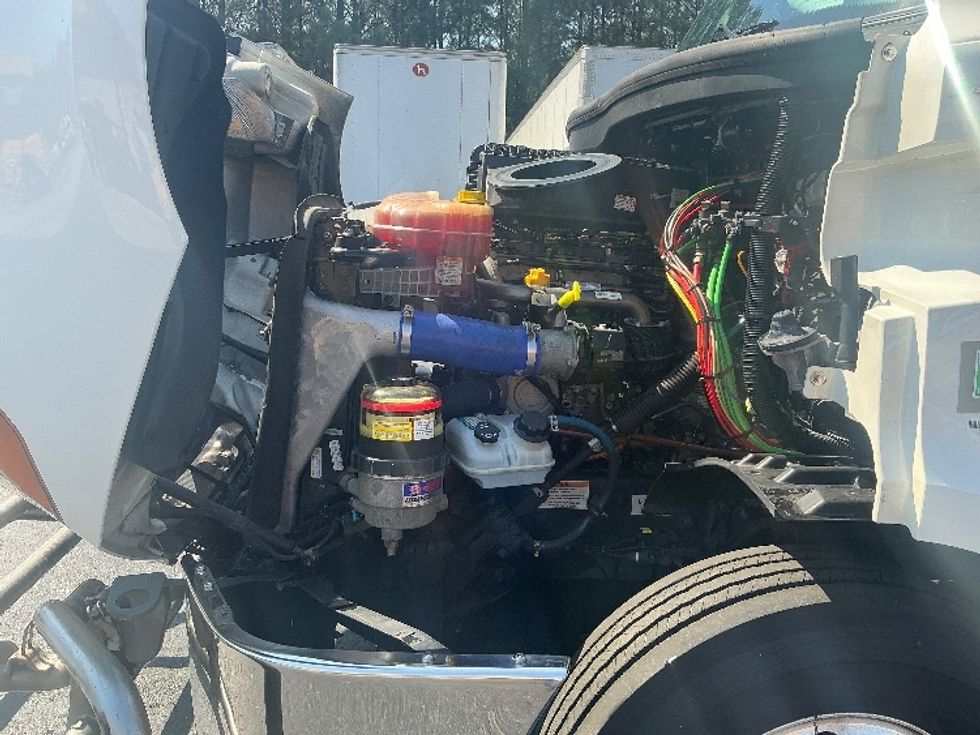 Day Cab Tractor-Heavy Duty Tractors-Freightliner-2020-T11642ST-Forest Park-GA-691,788\n\t\tmiles-$ 20,750 - Image 16