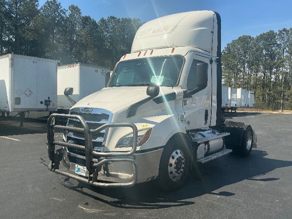 Day Cab Tractor-Heavy Duty Tractors-Freightliner-2020-T11642ST-Forest Park-GA-691,788\n\t\tmiles-$ 20,750 - Image 3