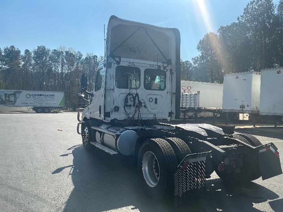 Day Cab Tractor-Heavy Duty Tractors-Freightliner-2020-T11642ST-Forest Park-GA-691,788\n\t\tmiles-$ 20,750 - Image 5