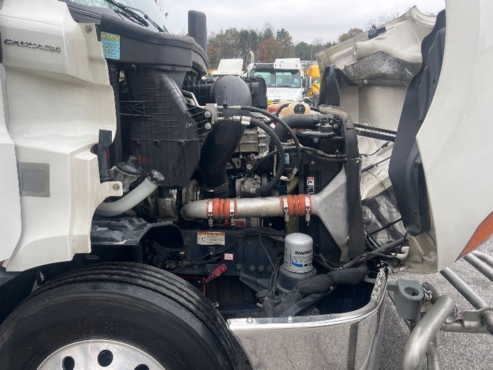 Day Cab Tractor-Heavy Duty Tractors-Freightliner-2020-T11642ST-Forest Park-GA-704,579\n\t\tmiles-$ 21,750 - Image 15