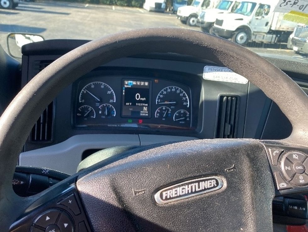 Day Cab Tractor-Heavy Duty Tractors-Freightliner-2020-T11642ST-Greensboro-NC-512,574\n\t\tmiles-$ 32,000 - Image 11