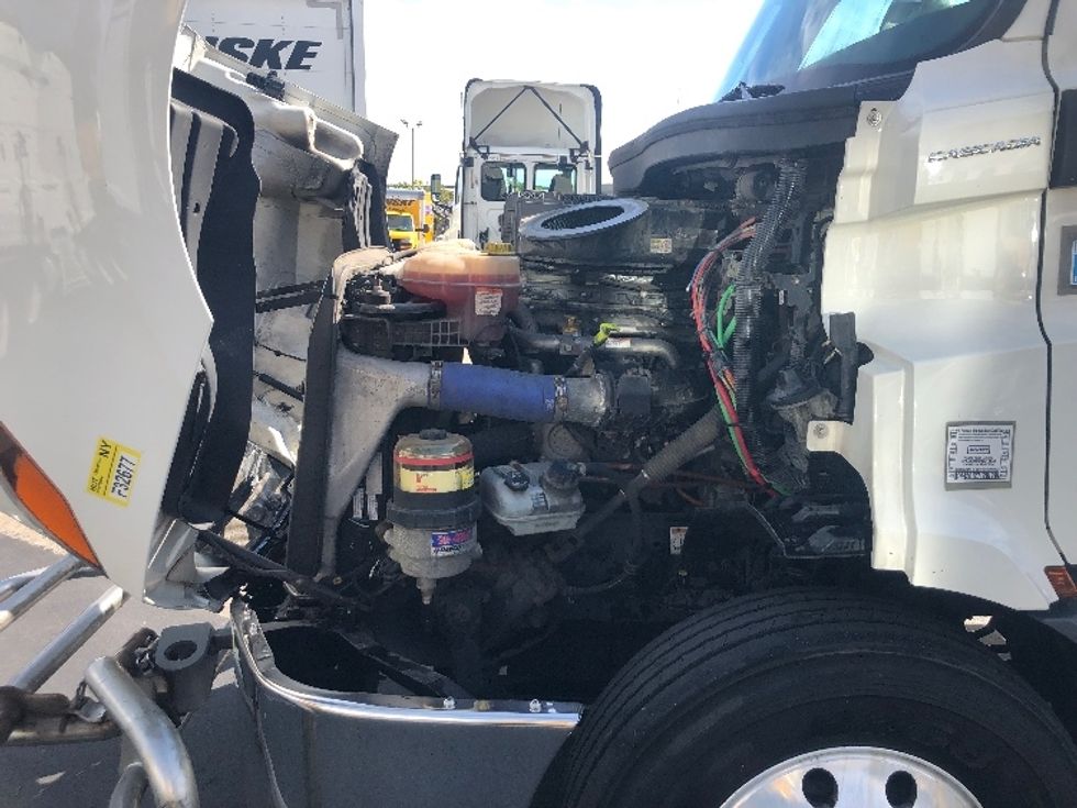 Day Cab Tractor-Heavy Duty Tractors-Freightliner-2020-T11642ST-Indianapolis-IN-338,124\n\t\tmiles-$ 38,000 - Image 16