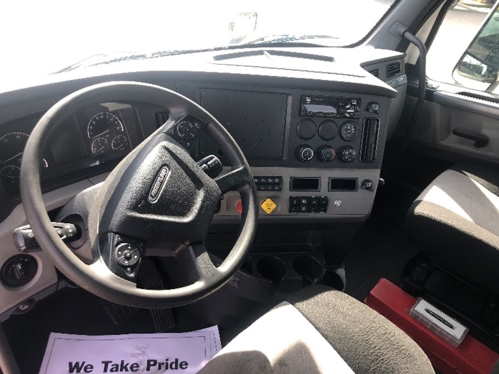 Day Cab Tractor-Heavy Duty Tractors-Freightliner-2020-T11642ST-Indianapolis-IN-468,500\n\t\tmiles-$ 31,000 - Image 10