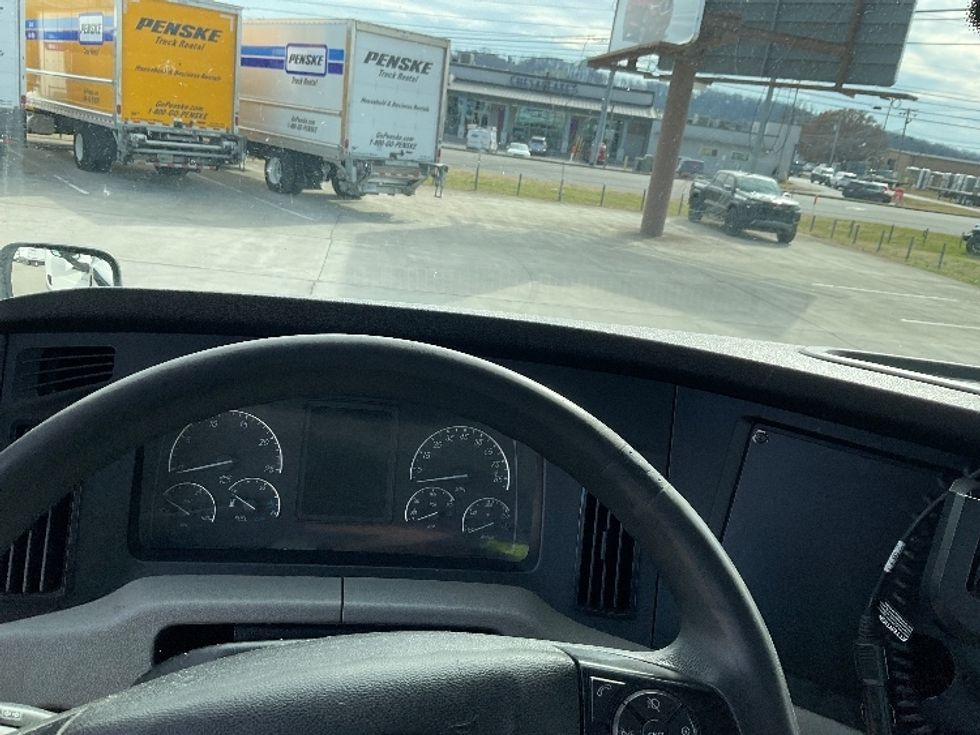 Day Cab Tractor-Heavy Duty Tractors-Freightliner-2020-T11642ST-Knoxville-TN-778,681\n\t\tmiles-$ 20,750 - Image 11