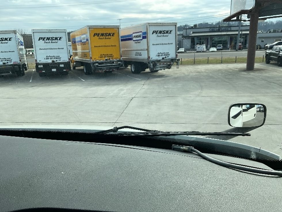 Day Cab Tractor-Heavy Duty Tractors-Freightliner-2020-T11642ST-Knoxville-TN-778,681\n\t\tmiles-$ 20,750 - Image 13