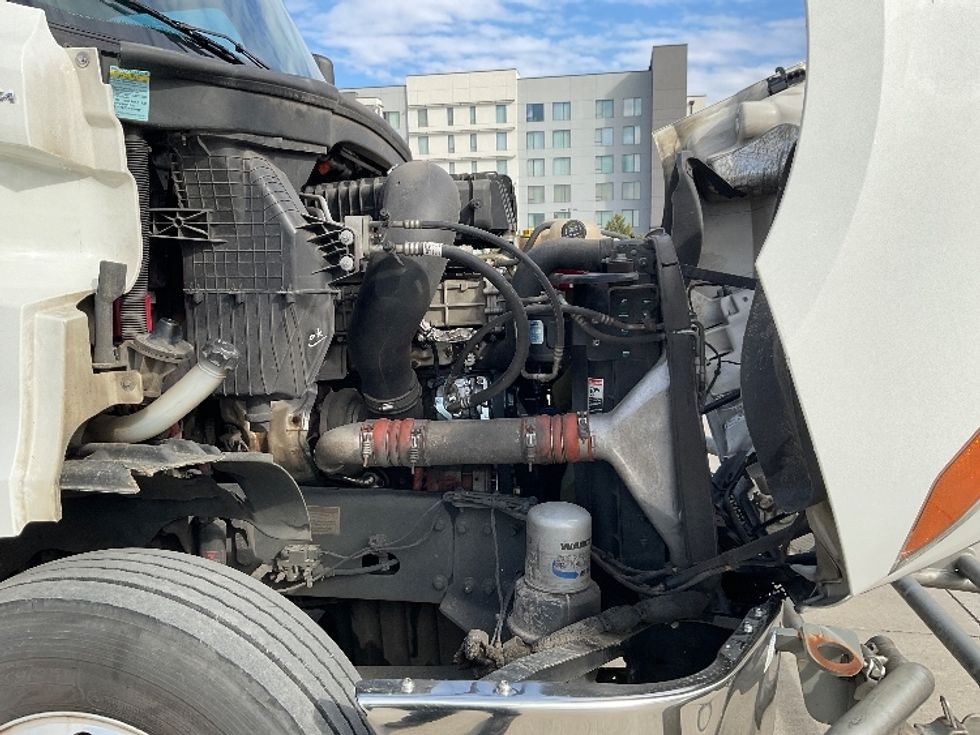 Day Cab Tractor-Heavy Duty Tractors-Freightliner-2020-T11642ST-Knoxville-TN-778,681\n\t\tmiles-$ 20,750 - Image 15