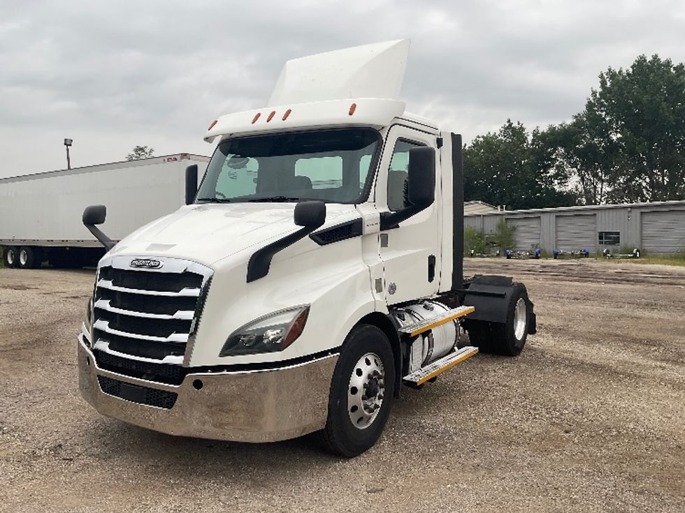 Day Cab Tractor-Heavy Duty Tractors-Freightliner-2020-T11642ST-La Porte-IN-172,746\n\t\tmiles-$ 47,250 - Image 3