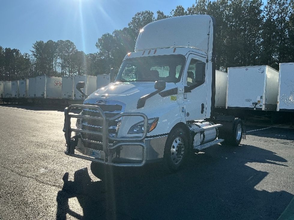Day Cab Tractor-Heavy Duty Tractors-Freightliner-2020-T11642ST-Lithia Springs-GA-571,788\n\t\tmiles-$ 26,500 - Image 3