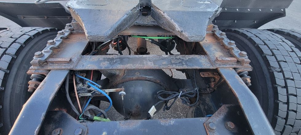 Day Cab Tractor-Heavy Duty Tractors-Freightliner-2020-T11642ST-Middlefield-OH-436,938\n\t\tmiles-$ 50,000 - Image 6