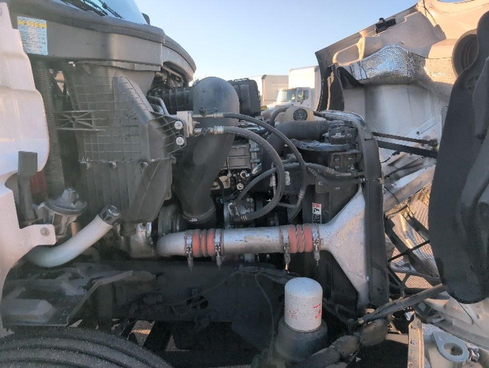 Day Cab Tractor-Heavy Duty Tractors-Freightliner-2020-T11642ST-Ocala-FL-653,257\n\t\tmiles-$ 24,000 - Image 15