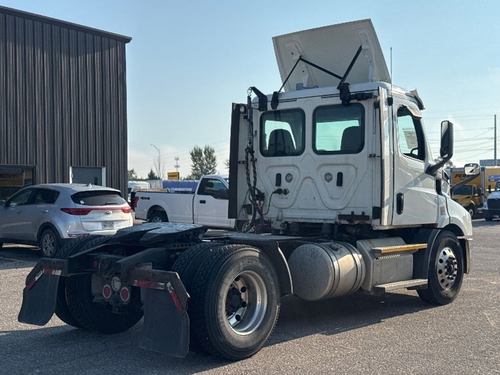 Day Cab Tractor-Heavy Duty Tractors-Freightliner-2020-T11642ST-Omaha-NE-188,580\n\t\tmiles-$ 51,750 - Image 7