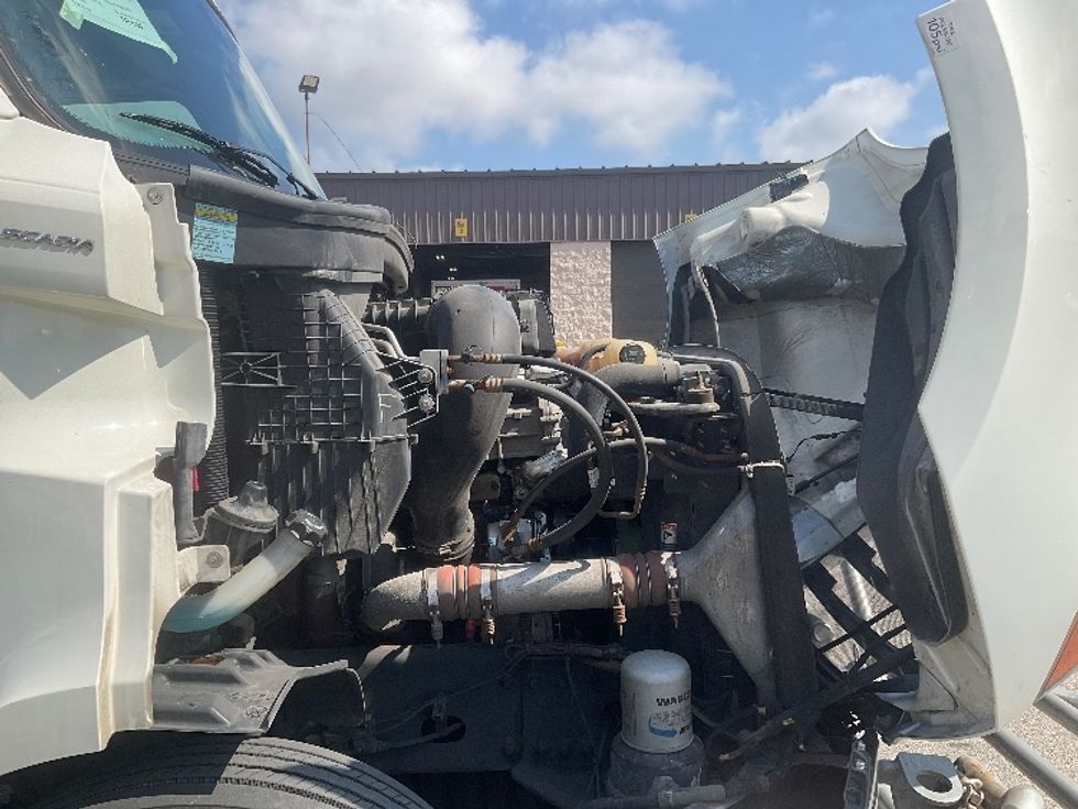 Day Cab Tractor-Heavy Duty Tractors-Freightliner-2020-T11642ST-Piqua-OH-580,069\n\t\tmiles-$ 26,000 - Image 15