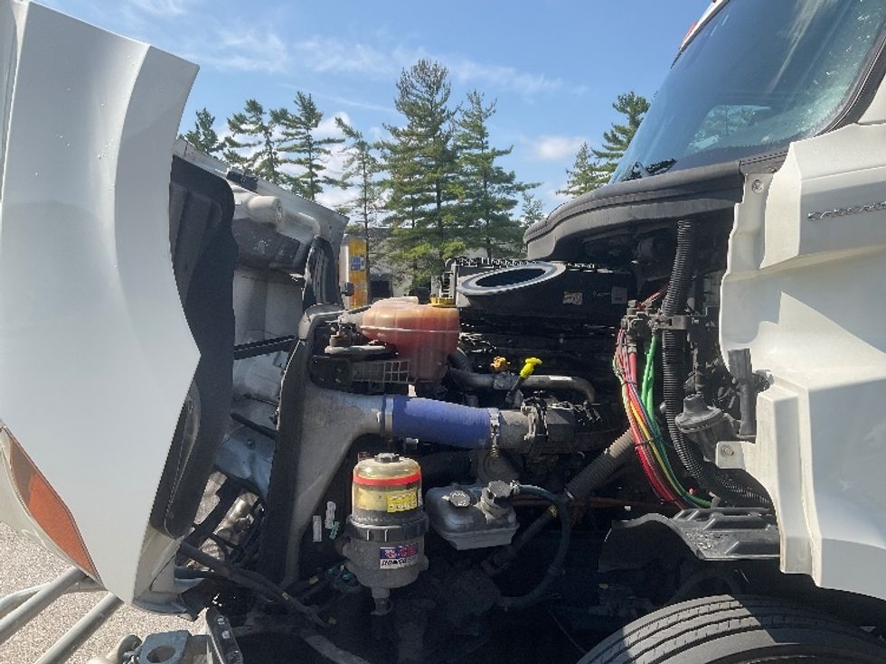 Day Cab Tractor-Heavy Duty Tractors-Freightliner-2020-T11642ST-Piqua-OH-580,069\n\t\tmiles-$ 26,000 - Image 16