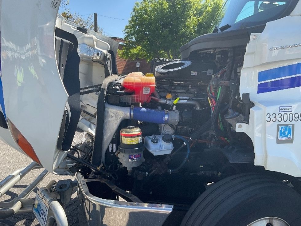 Day Cab Tractor-Heavy Duty Tractors-Freightliner-2020-T11642ST-Plymouth-MI-378,499\n\t\tmiles-$ 38,750 - Image 16