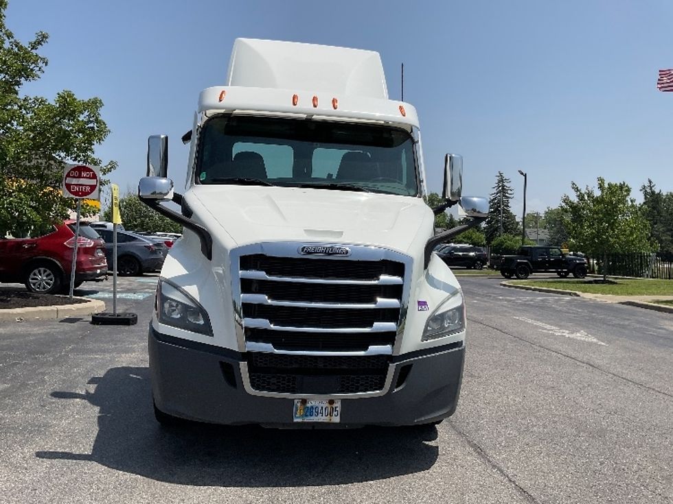 Day Cab Tractor-Heavy Duty Tractors-Freightliner-2020-T11642ST-Rochester-NY-259,459\n\t\tmiles-$ 45,000 - Image 2